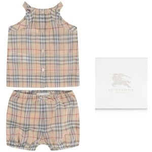 NWT Burberry Children Marissan infant girl set